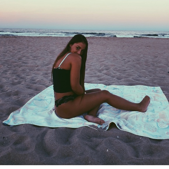 Meet the Posher Other - Meet your Posher, Jen